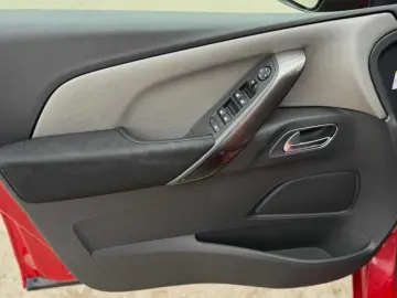 Citroen C4-Grand-Space-Tourer