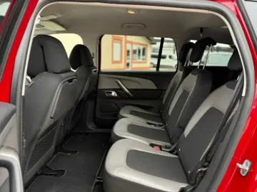 Citroen C4-Grand-Space-Tourer