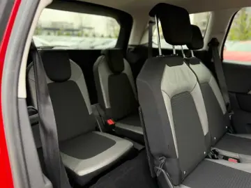 Citroen C4-Grand-Space-Tourer