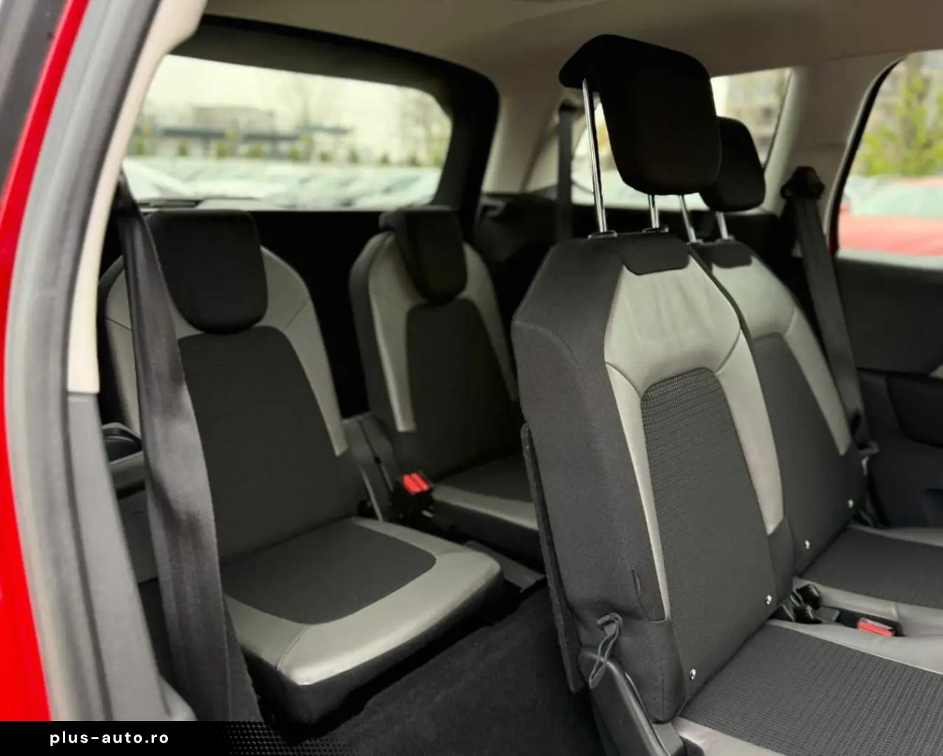 Citroen C4-Grand-Space-Tourer