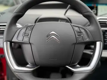 Citroen C4-Grand-Space-Tourer