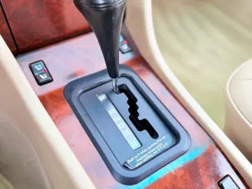 Mercedes-Benz W124 E320 Coupe Cabrio   An 1996