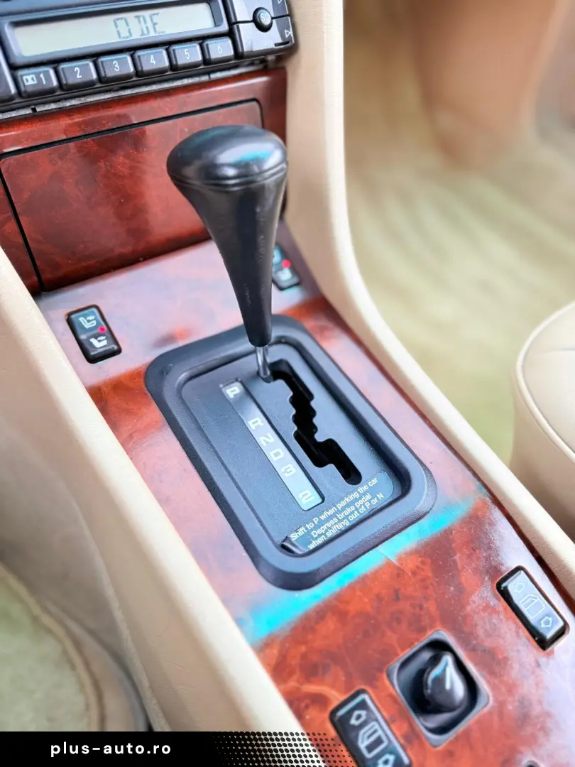 Mercedes-Benz W124 E320 Coupe Cabrio   An 1996