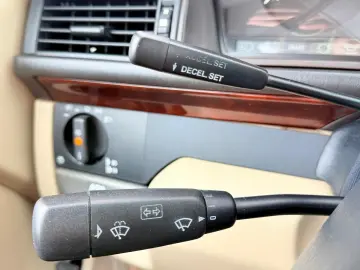 Mercedes-Benz W124 E320 Coupe Cabrio   An 1996