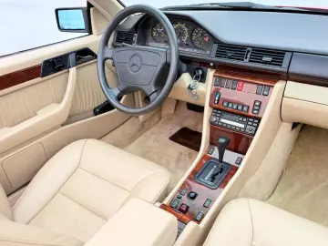 Mercedes-Benz W124 E320 Coupe Cabrio   An 1996