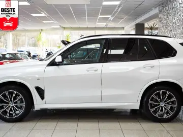 BMW X5 xDrive30d 3x M SPORT PANO ICONIC INDIVIDUAL