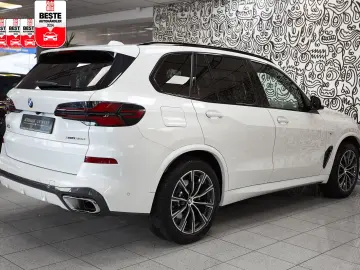 BMW X5 xDrive30d 3x M SPORT PANO ICONIC INDIVIDUAL