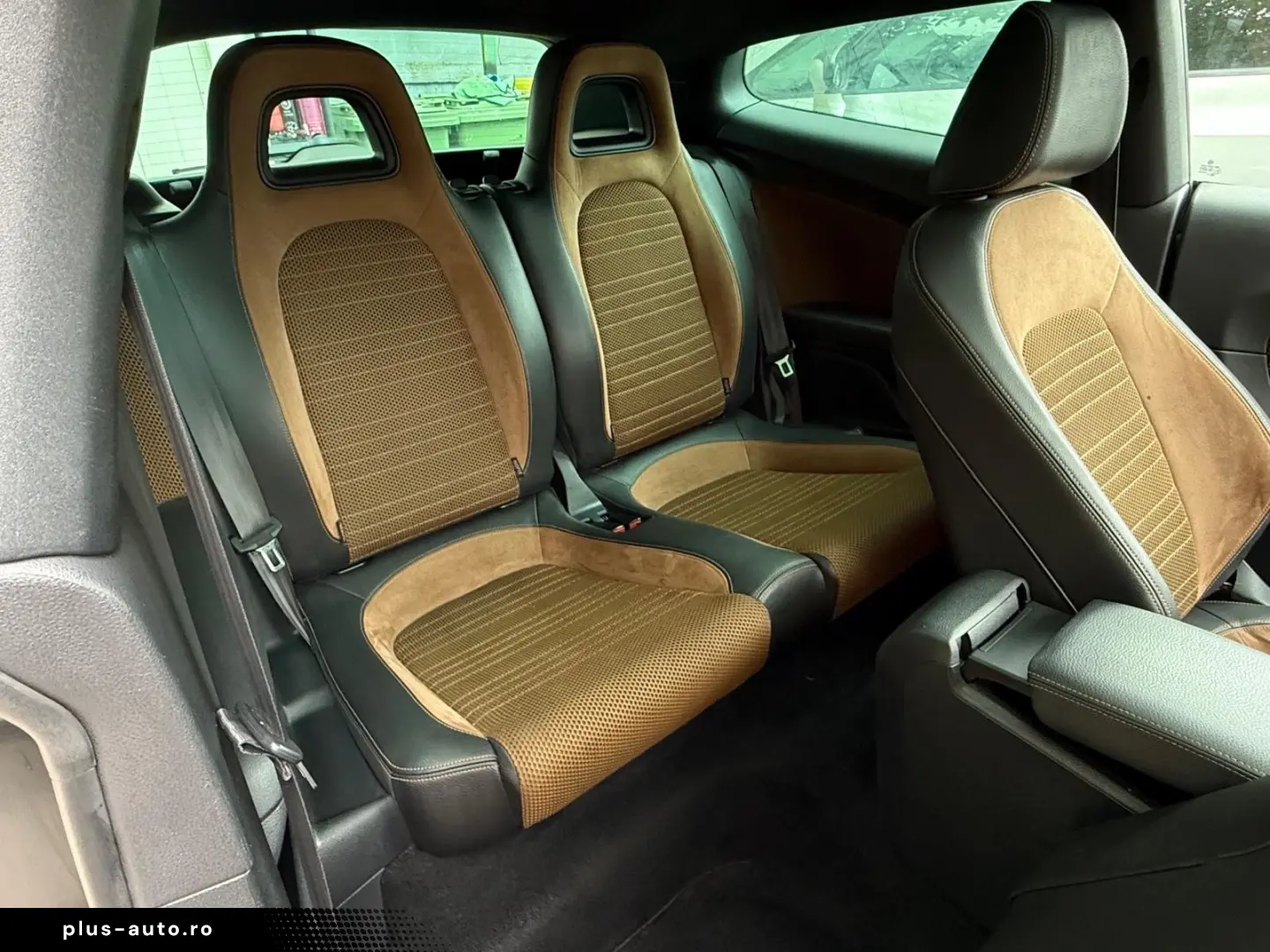 Volkswagen Scirocco 2.0 TDI DSG Edition