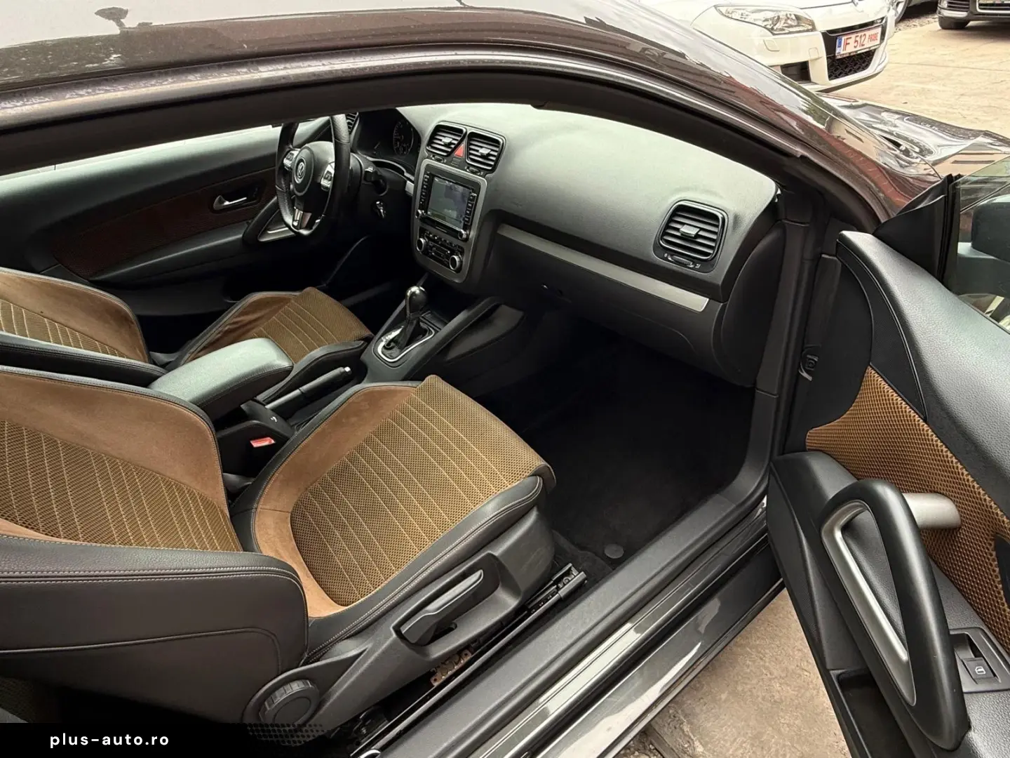 Volkswagen Scirocco 2.0 TDI DSG Edition