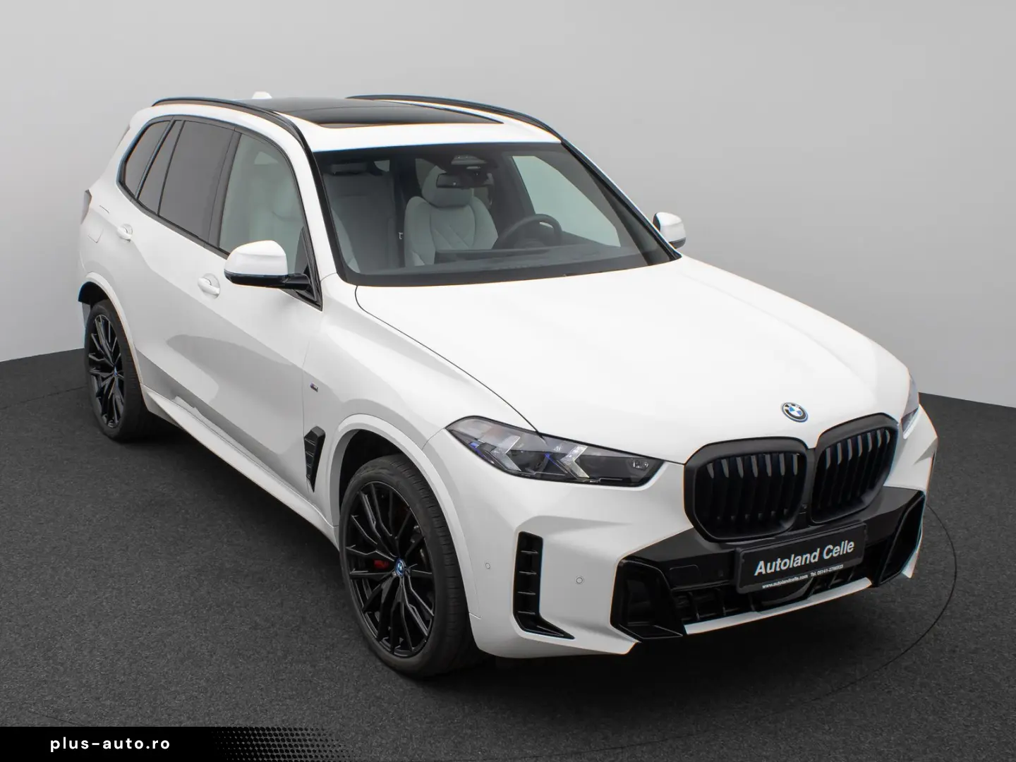 BMW X5 xD50e M Sport Panorama 360 HUD DAB H K SoftCL
