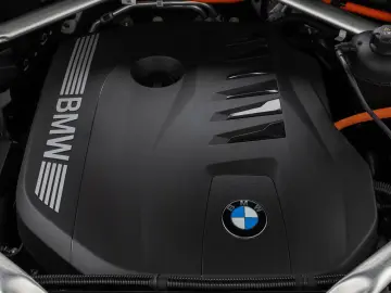 BMW X5 xD50e M Sport Panorama 360 HUD DAB H K SoftCL