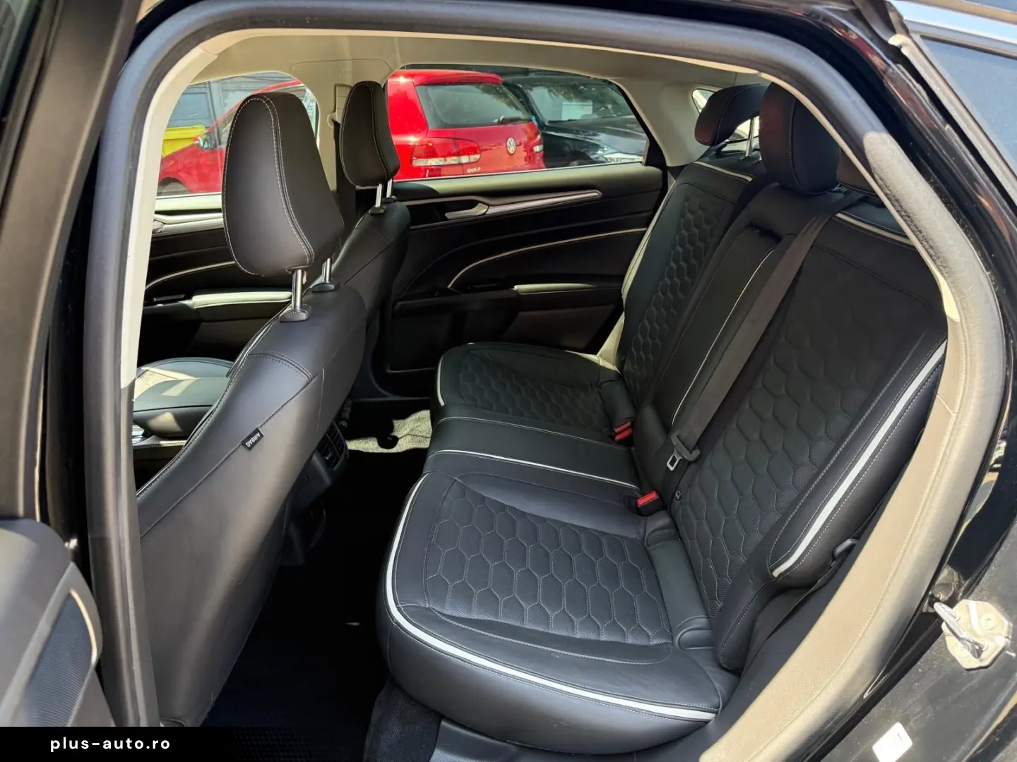 Ford Mondeo Vignale 2.0 Hybrid