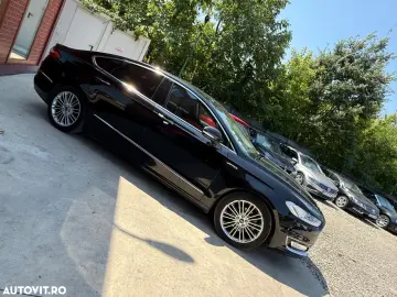 Ford Mondeo Vignale 2.0 Hybrid