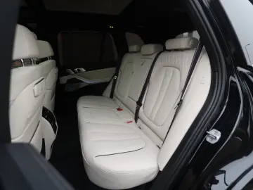 BMW X5 50e xDrive   Sky - B&W - Massage - AHK