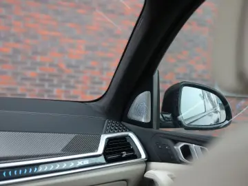 BMW X5 50e xDrive   Sky - B&W - Massage - AHK