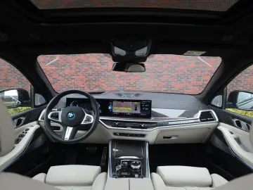 BMW X5 50e xDrive   Sky - B&W - Massage - AHK