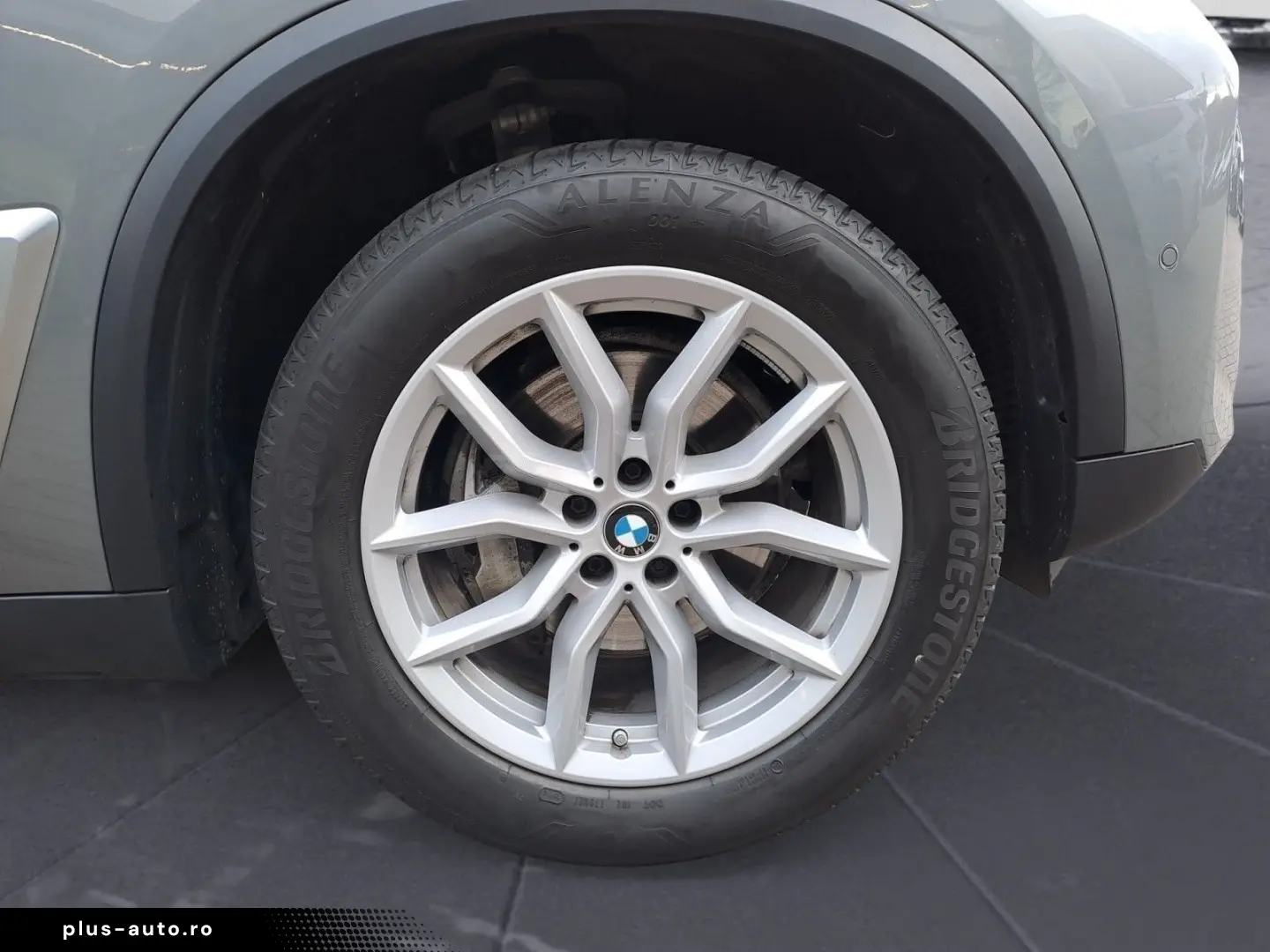 BMW X5 xDrive30d Standheizung AHK Harman Kardon Sitz