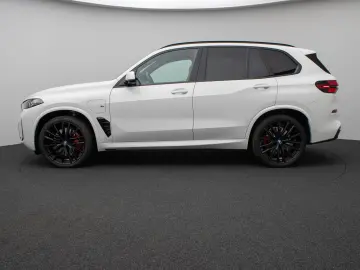 BMW X5 xD50e M Sport Panorama 360 HUD DAB H K SoftCL