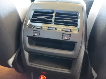 BMW X5 xDrive 30d Mild-Hybrid M Sport   Navi   LED