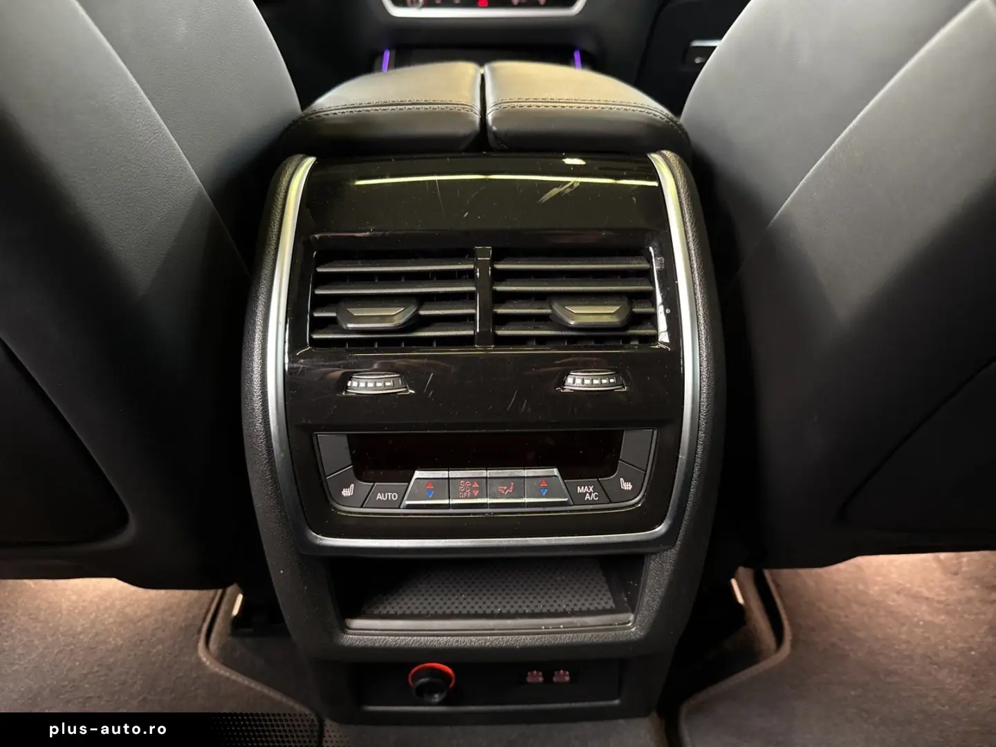 BMW X7 xDrive40d  FrozenPureGrey  MSportPro Massage