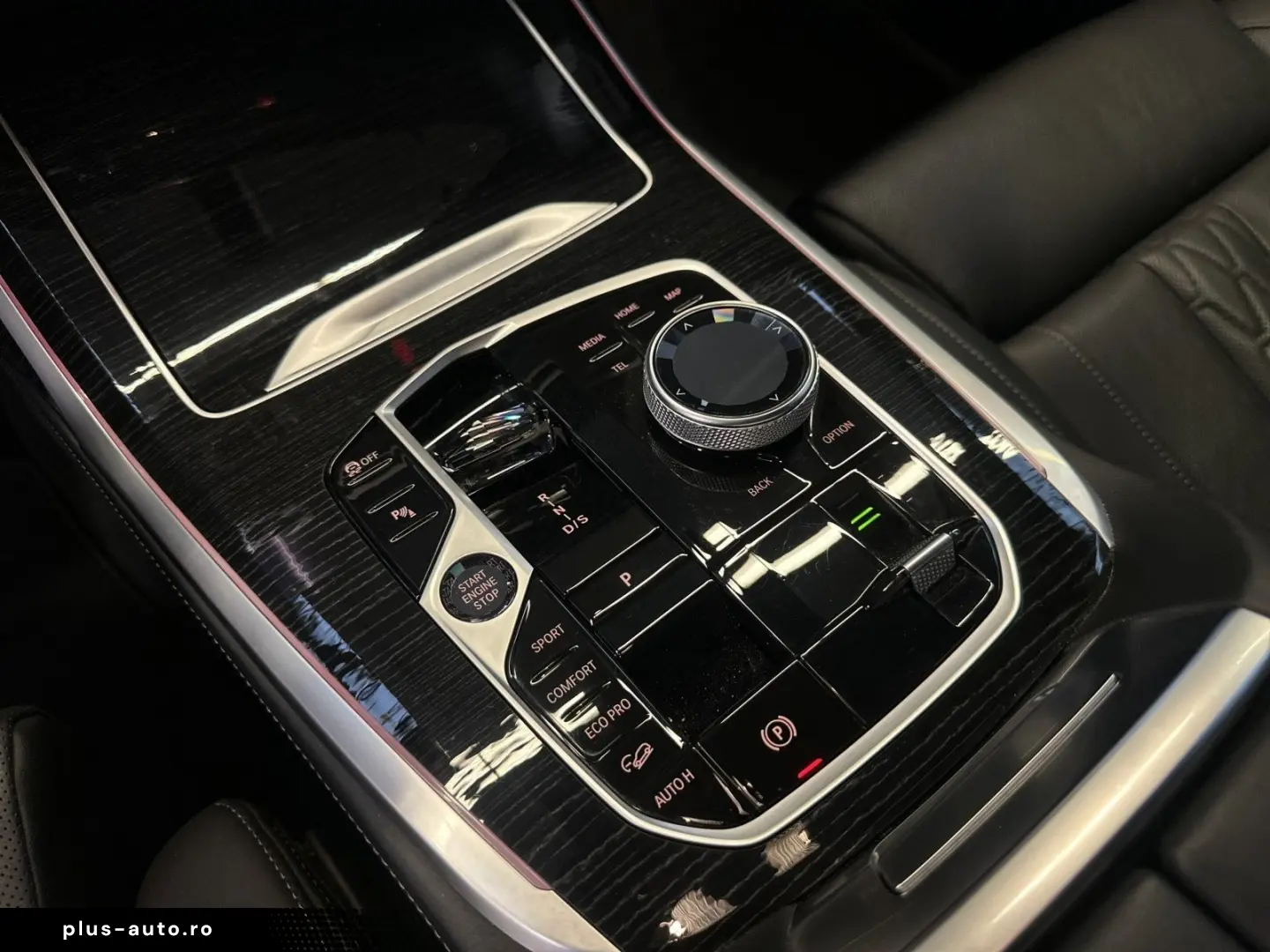 BMW X7 xDrive40d M Sport AHK SkyLounge 22 LMR Autoba