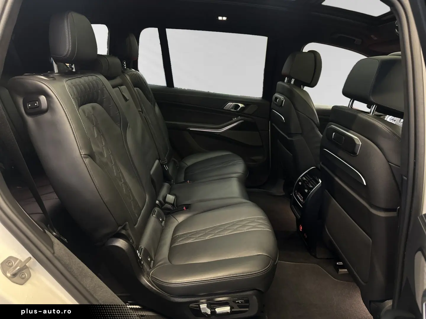 BMW X7 xDrive40d M Sport AHK SkyLounge 22 LMR Autoba