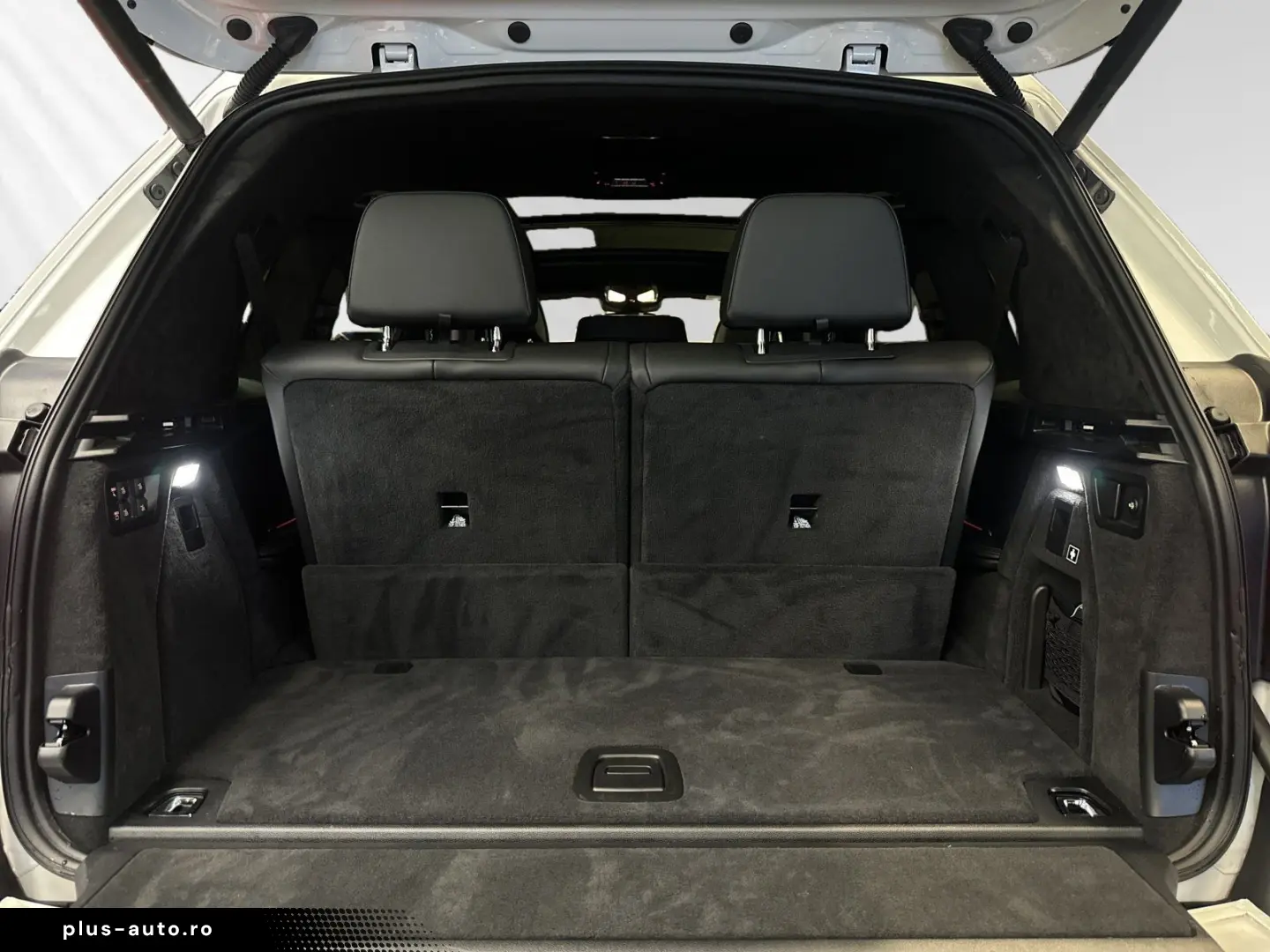 BMW X7 xDrive40d M Sport AHK SkyLounge 22 LMR Autoba