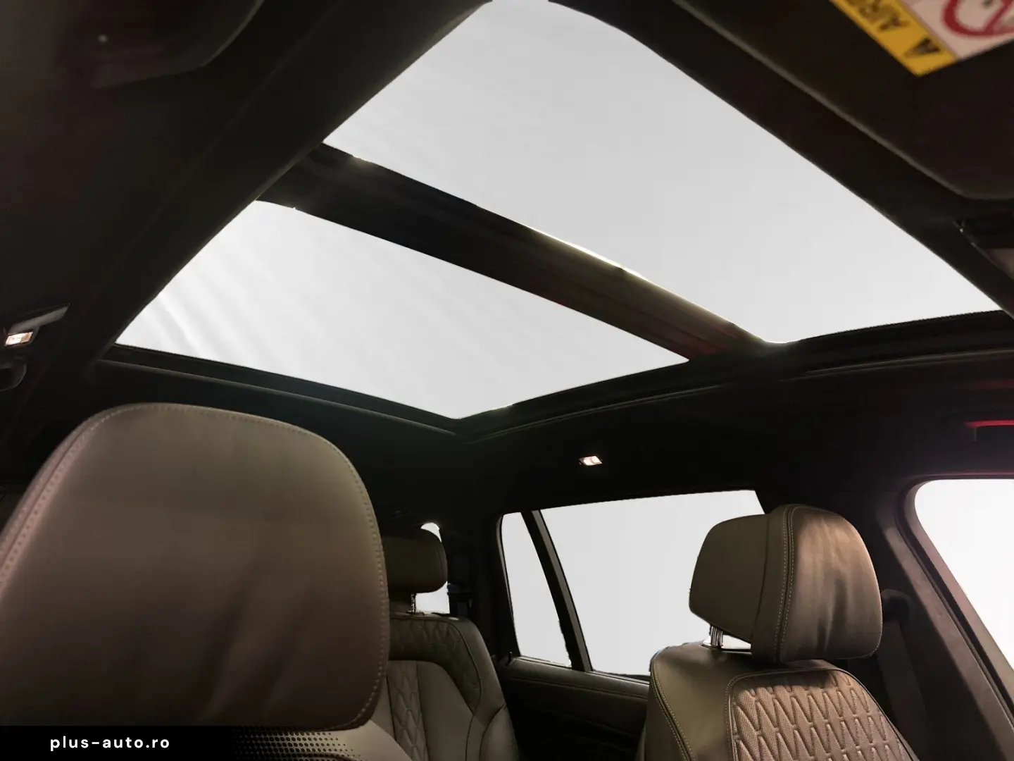 BMW X7 xDrive40d M Sport AHK SkyLounge 22 LMR Autoba