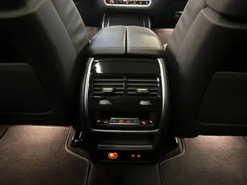 BMW X7 xDrive40d M Sport AHK SkyLounge 22 LMR Autoba