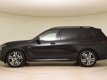 BMW X7 xDrive40d M Sport Pro H&K Pano Keyless AHK