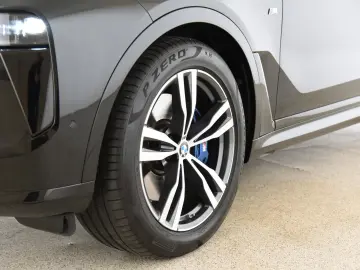 BMW X7 xDrive40d M Sport Pro H&K Pano Keyless AHK