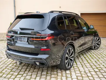 BMW X7 xDrive40d M Sport Pro Allradlenkung AHK 360