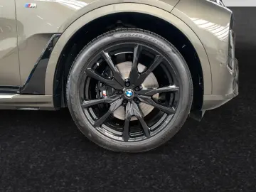 BMW X7 xDrive40d M Sport Pro AHK SkyLounge DAProf.