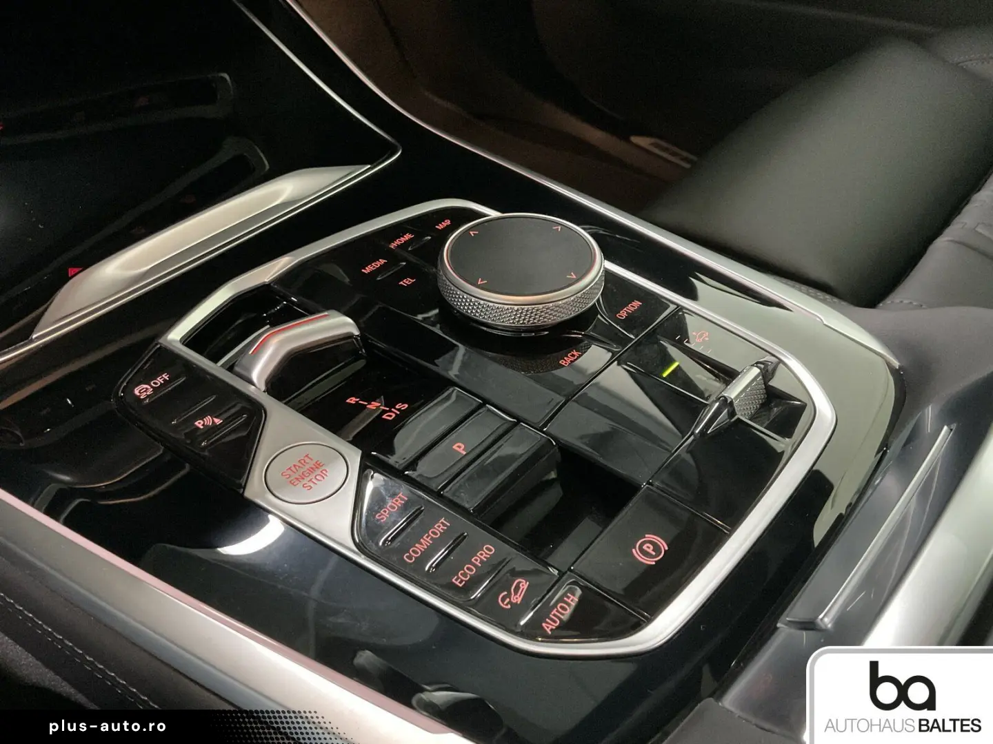 BMW X7 xDrive 40d M Sport Pro 22  Pano HK Soft Ico