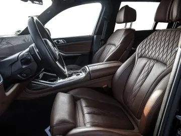 BMW X7 40d M-Sport Pro LUFT INTEGRAL MASSAGE 6-SITZE