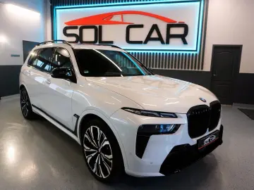 BMW X7 M60 i PANO HUD 360 KAMERA LED B&W CARBON