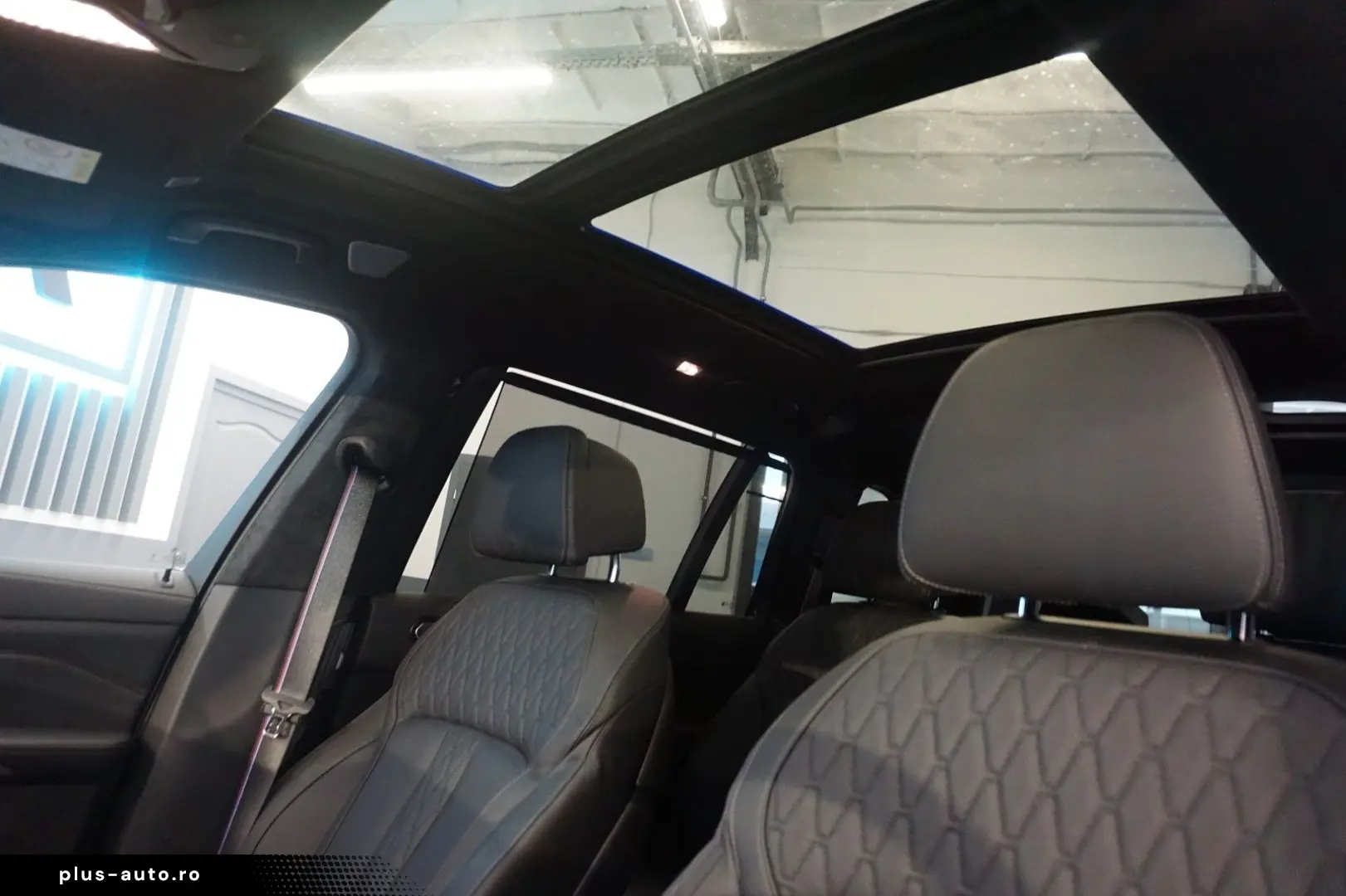 BMW X7 M60 i PANO HUD 360 KAMERA LED B&W CARBON