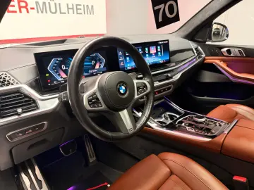 BMW X7 xDrive 40d M Sport Pano SKY Massage H K Soft