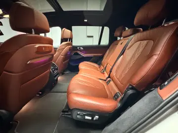 BMW X7 xDrive 40d M Sport Pano SKY Massage H K Soft