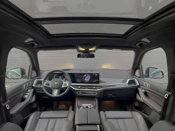 BMW X7 40i Individual Bowers&Wilkins Executive C
