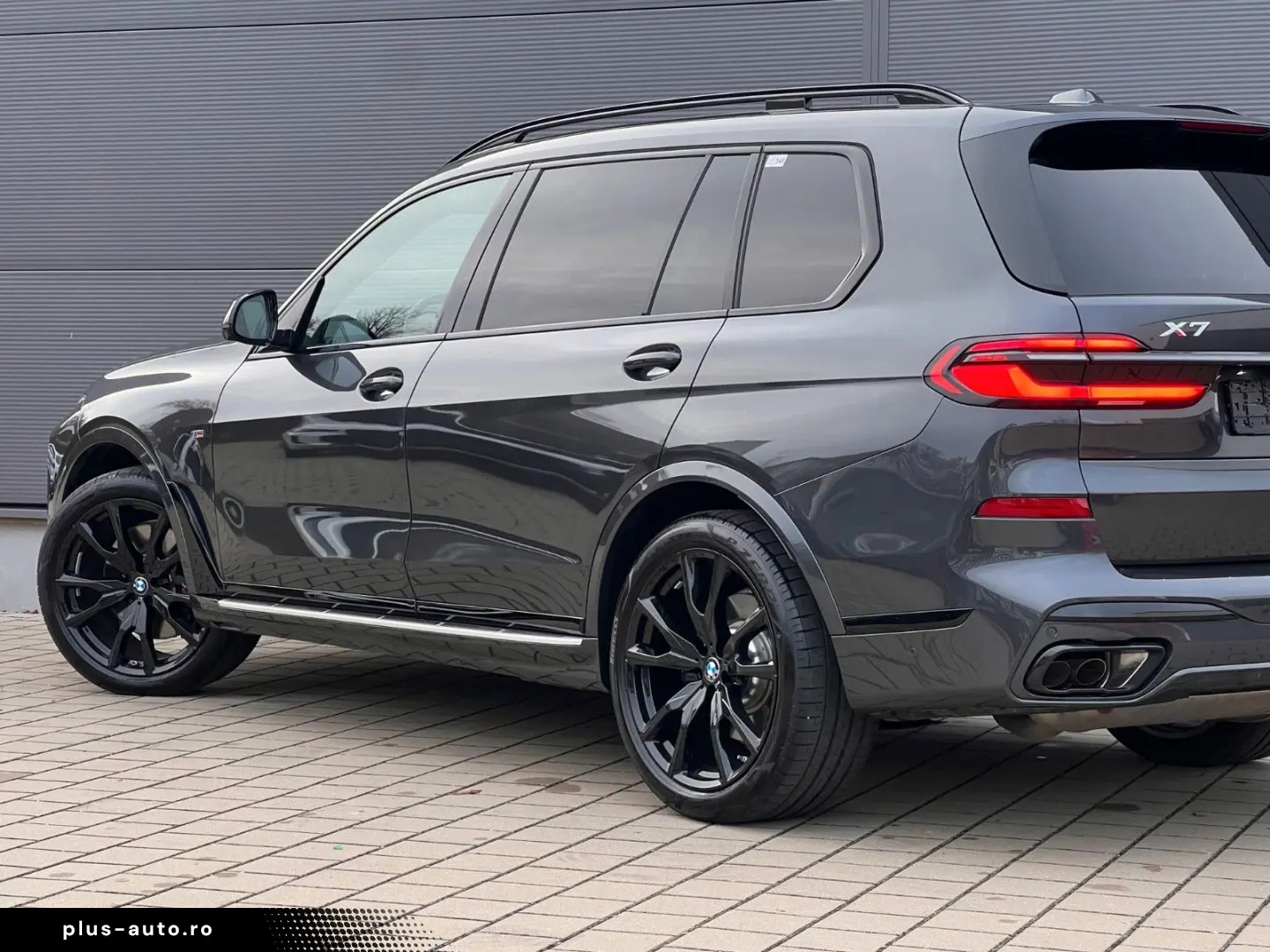 BMW X7  40i Individual Bowers&Wilkins Executive Carb