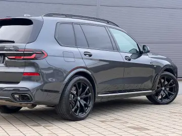 BMW X7  40i Individual Bowers&Wilkins Executive Carb