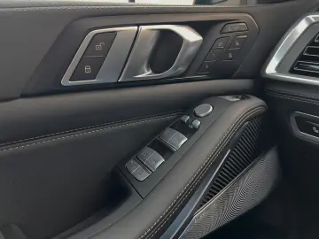 BMW X7  40i Individual Bowers&Wilkins Executive Carb