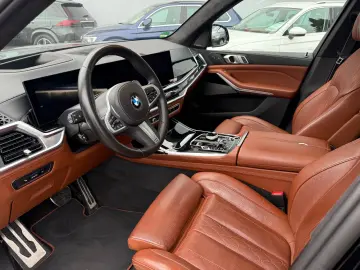 BMW X7 xDrive 40 d M Sport ACC PANO AHK