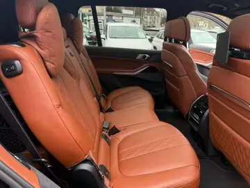 BMW X7 xDrive 40 d M Sport ACC PANO AHK