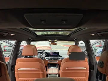 BMW X7 xDrive 40 d M Sport ACC PANO AHK