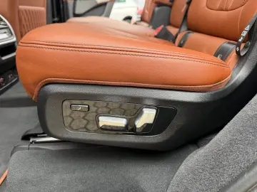 BMW X7 xDrive 40 d M Sport ACC PANO AHK