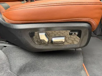 BMW X7 xDrive 40 d M Sport ACC PANO AHK