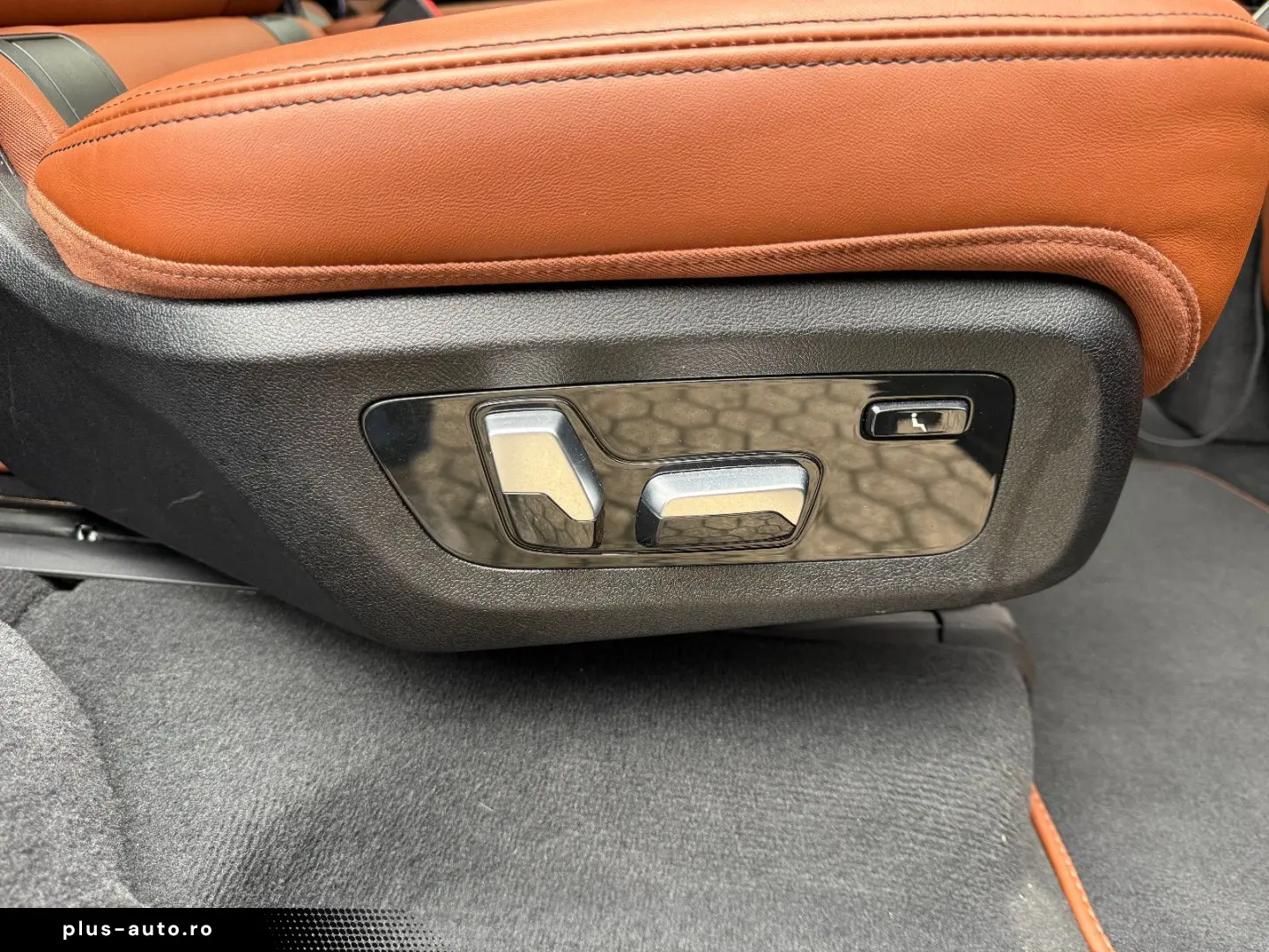 BMW X7 xDrive 40 d M Sport ACC PANO AHK