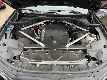 BMW X7 xDrive 40 d M Sport ACC PANO AHK